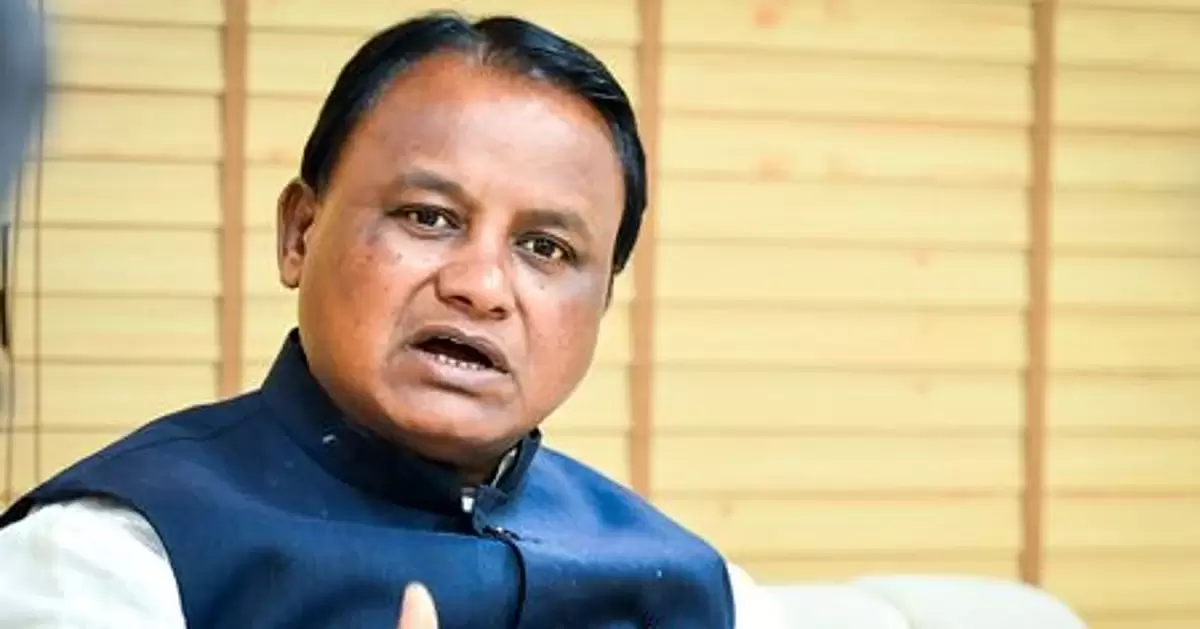 After Hyderabad success, Odisha CM begins three-day Kolkata visit to woo investors